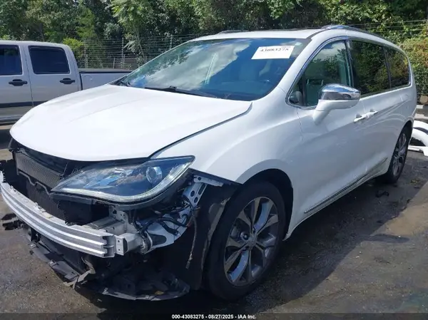 2C4RC1GG8JR116335 2018 CHRYSLER PACIFICA - Image 2