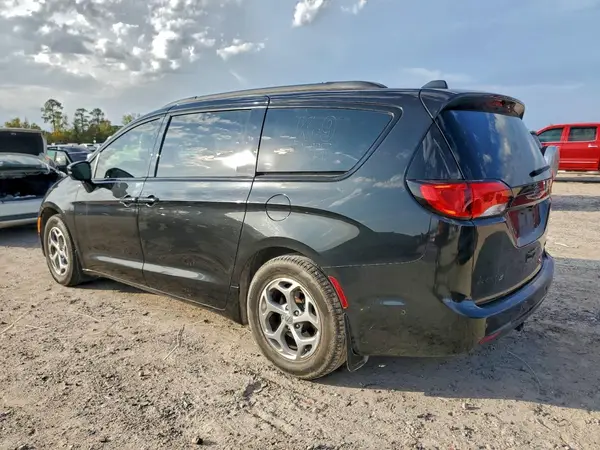2C4RC1GG8JR171545 2018 CHRYSLER PACIFICA - Image 2