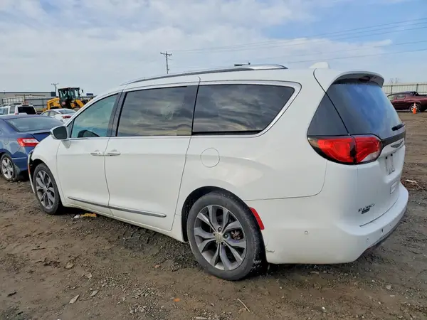 2C4RC1GG8JR226396 2018 CHRYSLER PACIFICA - Image 2