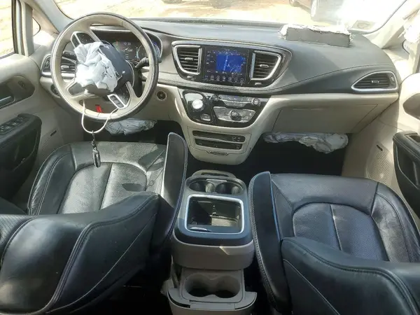 2C4RC1GG8JR226396 2018 CHRYSLER PACIFICA - Image 8