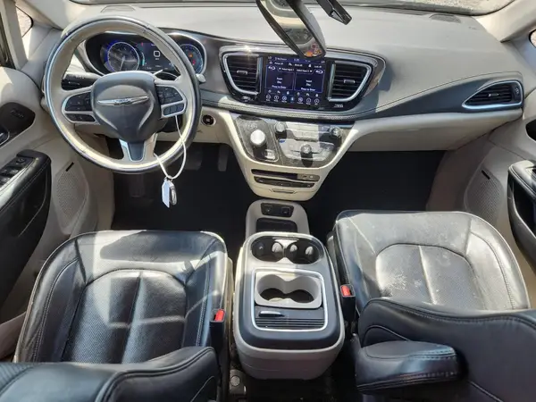 2C4RC1GG8JR233168 2018 CHRYSLER PACIFICA - Image 8