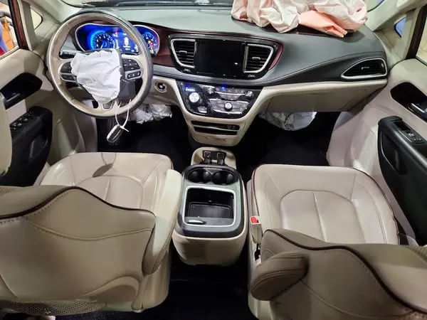 2C4RC1GG8JR256787 2018 CHRYSLER PACIFICA - Image 8
