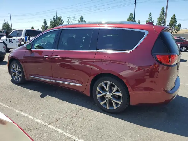 2C4RC1GG8JR263156 2018 CHRYSLER PACIFICA - Image 2
