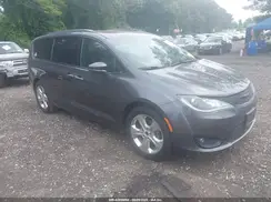 2C4RC1GG8JR270382 2018 CHRYSLER PACIFICA