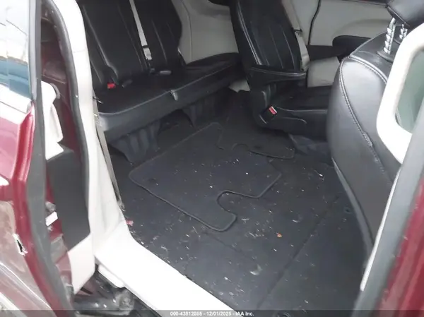 2C4RC1GG8JR273783 2018 CHRYSLER PACIFICA - Image 8