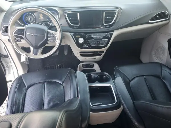 2C4RC1GG8JR320424 2018 CHRYSLER PACIFICA - Image 8