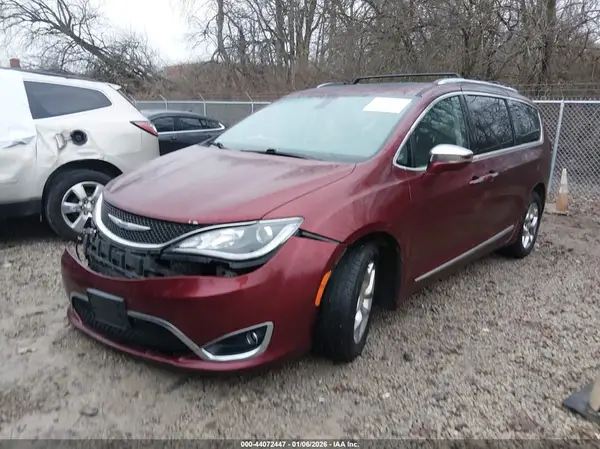 2C4RC1GG8JR320682 2018 CHRYSLER PACIFICA - Image 2