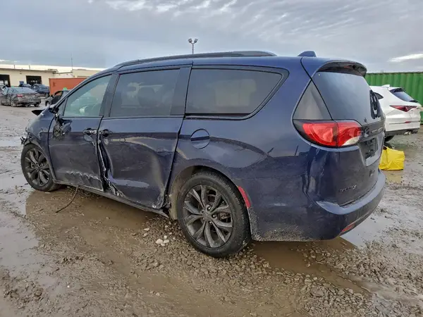 2C4RC1GG8KR526747 2019 CHRYSLER PACIFICA - Image 2