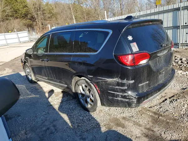 2C4RC1GG8KR588178 2019 CHRYSLER PACIFICA - Image 2
