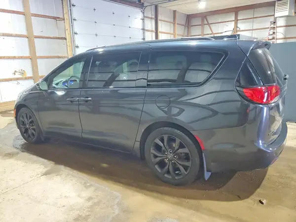 2C4RC1GG8KR597611 2019 CHRYSLER PACIFICA - Image 2