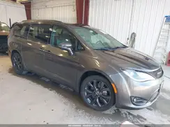 2C4RC1GG8KR666314 2019 CHRYSLER PACIFICA