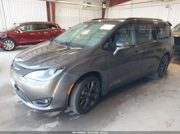 2C4RC1GG8KR666314 2019 CHRYSLER PACIFICA - Image 2