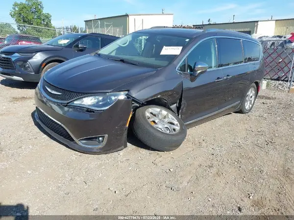 2C4RC1GG8KR668225 2019 CHRYSLER PACIFICA - Image 2
