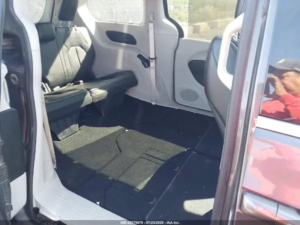 2C4RC1GG8KR668225 2019 CHRYSLER PACIFICA - Image 8
