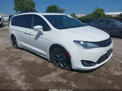 2C4RC1GG8KR668533 2019 CHRYSLER PACIFICA