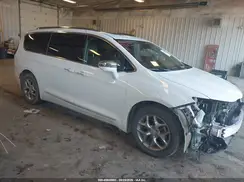 2C4RC1GG8KR686336 2019 CHRYSLER PACIFICA