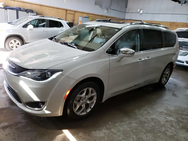 2C4RC1GG8KR715091 2019 CHRYSLER PACIFICA - Image 1