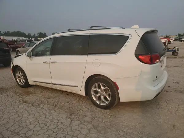 2C4RC1GG8KR748706 2019 CHRYSLER PACIFICA - Image 2