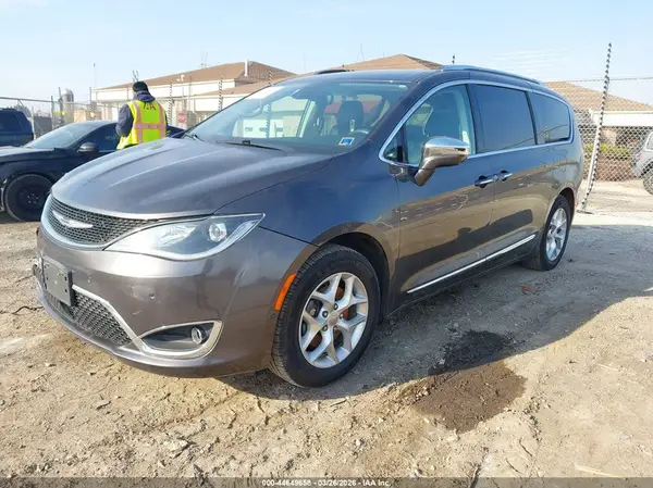 2C4RC1GG8LR108481 2020 CHRYSLER PACIFICA - Image 2