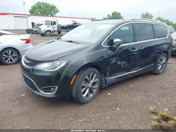 2C4RC1GG8LR113518 2020 CHRYSLER PACIFICA - Image 2