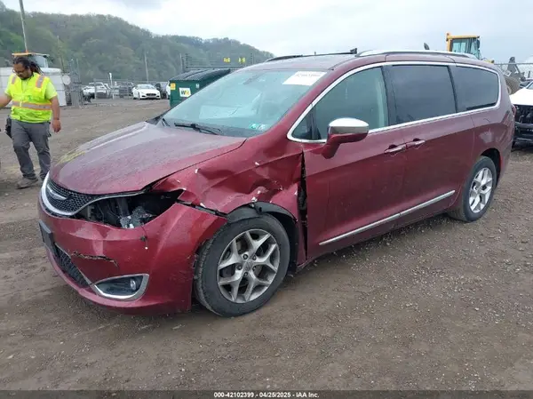 2C4RC1GG8LR182757 2020 CHRYSLER PACIFICA - Image 2