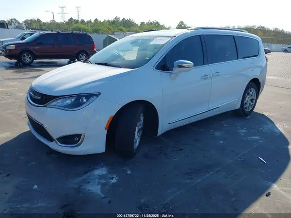 2C4RC1GG8LR284463 2020 CHRYSLER PACIFICA - Image 2