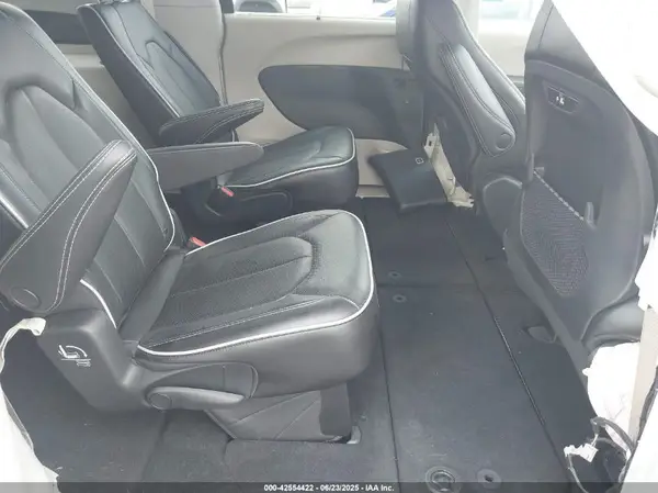 2C4RC1GG8PR506134 2023 CHRYSLER PACIFICA - Image 8
