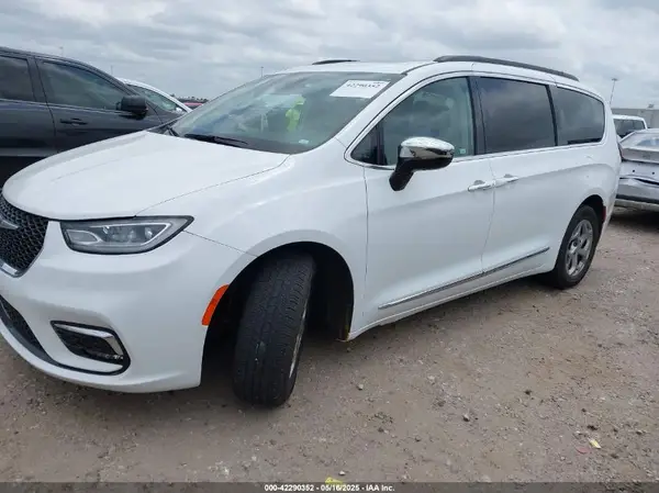 2C4RC1GG8PR532930 2023 CHRYSLER PACIFICA - Image 2