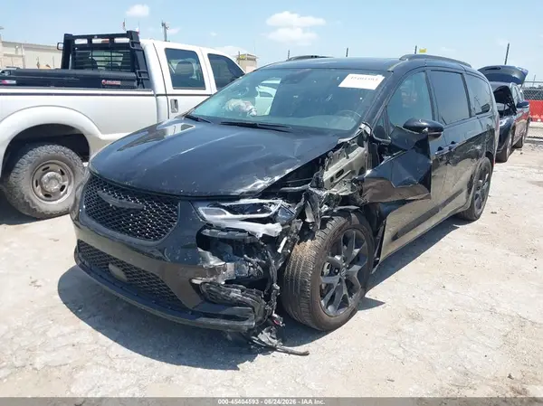 2C4RC1GG8SR524075 2025 CHRYSLER PACIFICA - Image 2