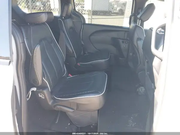 2C4RC1GG8SR524206 2025 CHRYSLER PACIFICA - Image 8