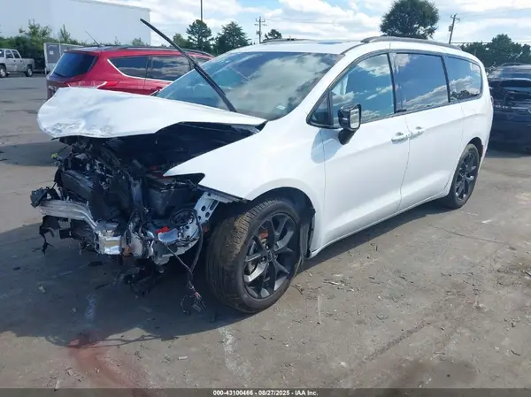 2C4RC1GG8SR535268 2025 CHRYSLER PACIFICA - Image 2
