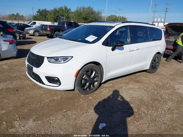 2C4RC1GG8SR561885 2025 CHRYSLER PACIFICA - Image 2