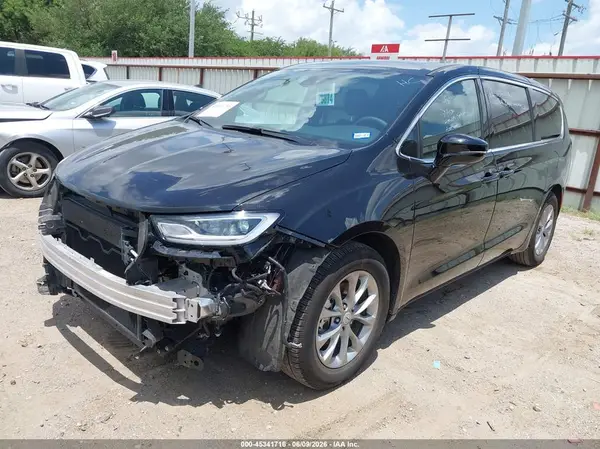 2C4RC1GG8TR175906 2026 CHRYSLER PACIFICA - Image 2