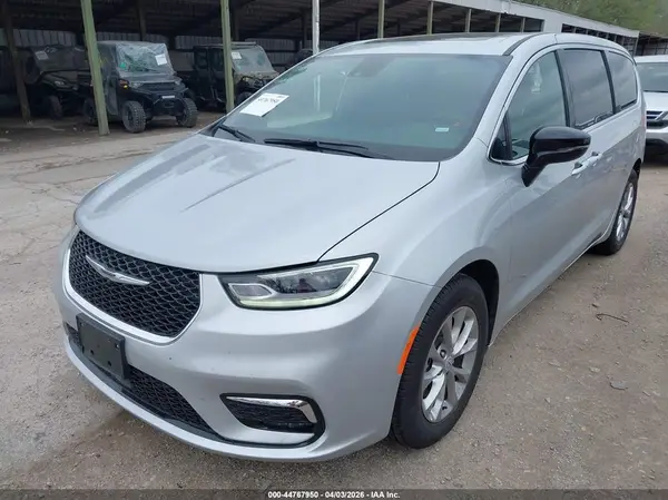 2C4RC1GG8TR239491 2026 CHRYSLER PACIFICA - Image 2