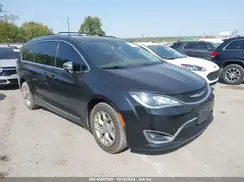 2C4RC1GG9HR504118 2017 CHRYSLER PACIFICA