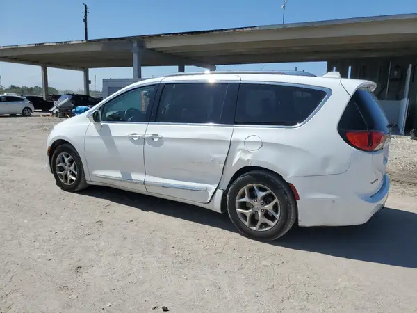 2C4RC1GG9HR504572 2017 CHRYSLER PACIFICA - Image 2
