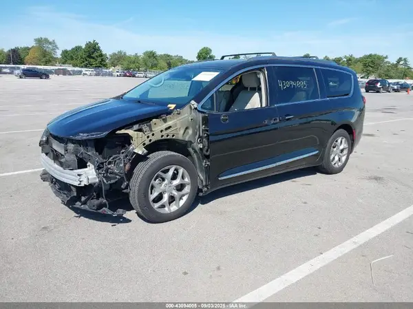 2C4RC1GG9HR507634 2017 CHRYSLER PACIFICA - Image 2