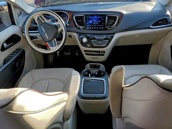 2C4RC1GG9HR513269 2017 CHRYSLER PACIFICA - Image 8
