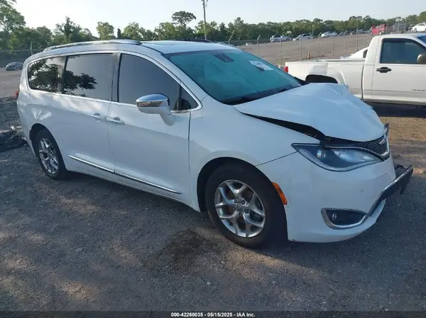 2C4RC1GG9HR514681 2017 CHRYSLER PACIFICA - Image 1