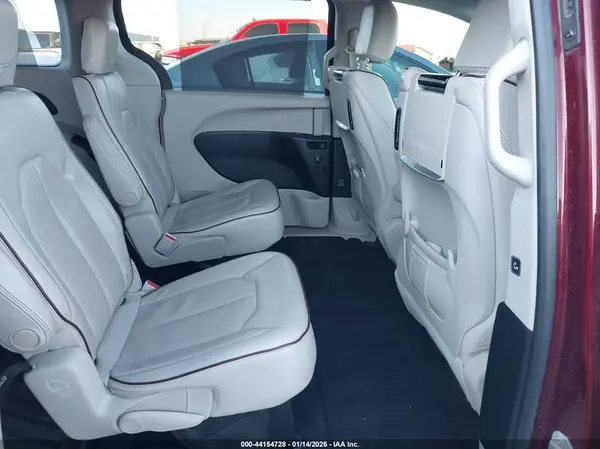 2C4RC1GG9HR529665 2017 CHRYSLER PACIFICA - Image 8