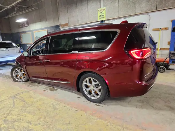2C4RC1GG9HR531478 2017 CHRYSLER PACIFICA - Image 2