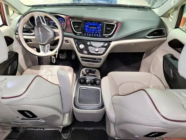 2C4RC1GG9HR531478 2017 CHRYSLER PACIFICA - Image 8