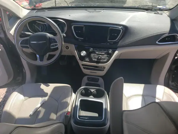 2C4RC1GG9HR566084 2017 CHRYSLER PACIFICA - Image 8