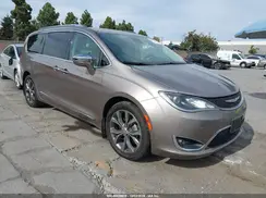 2C4RC1GG9HR591356 2017 CHRYSLER PACIFICA
