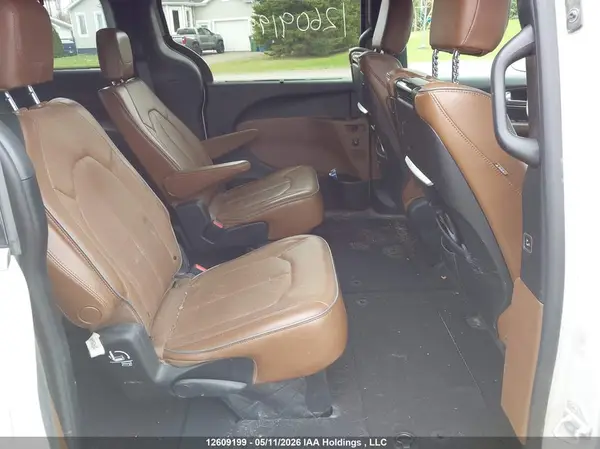 2C4RC1GG9HR599246 2017 CHRYSLER PACIFICA - Image 8