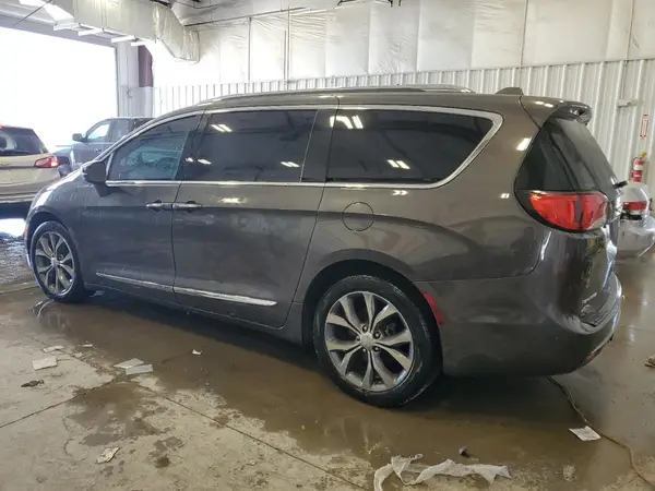 2C4RC1GG9HR622072 2017 CHRYSLER PACIFICA - Image 2