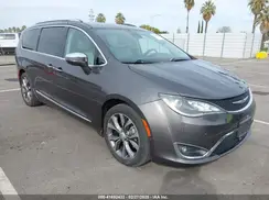 2C4RC1GG9HR622217 2017 CHRYSLER PACIFICA