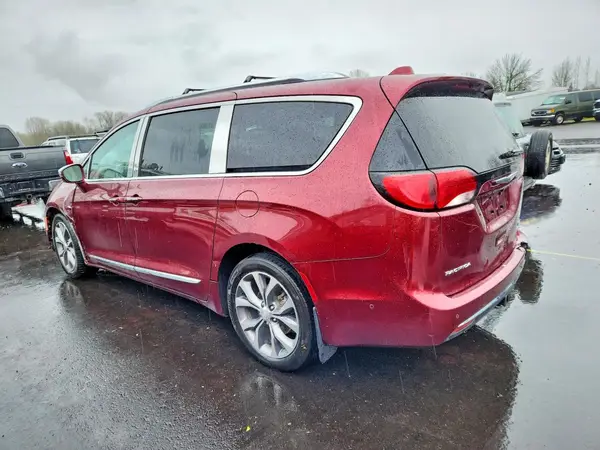 2C4RC1GG9HR627787 2017 CHRYSLER PACIFICA - Image 2
