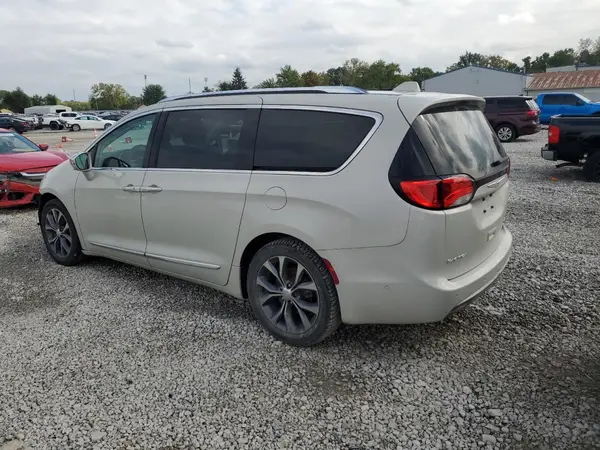 2C4RC1GG9HR635565 2017 CHRYSLER PACIFICA - Image 2