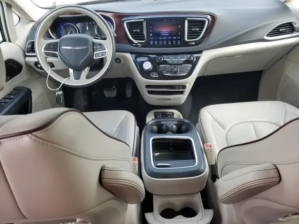 2C4RC1GG9HR635565 2017 CHRYSLER PACIFICA - Image 8